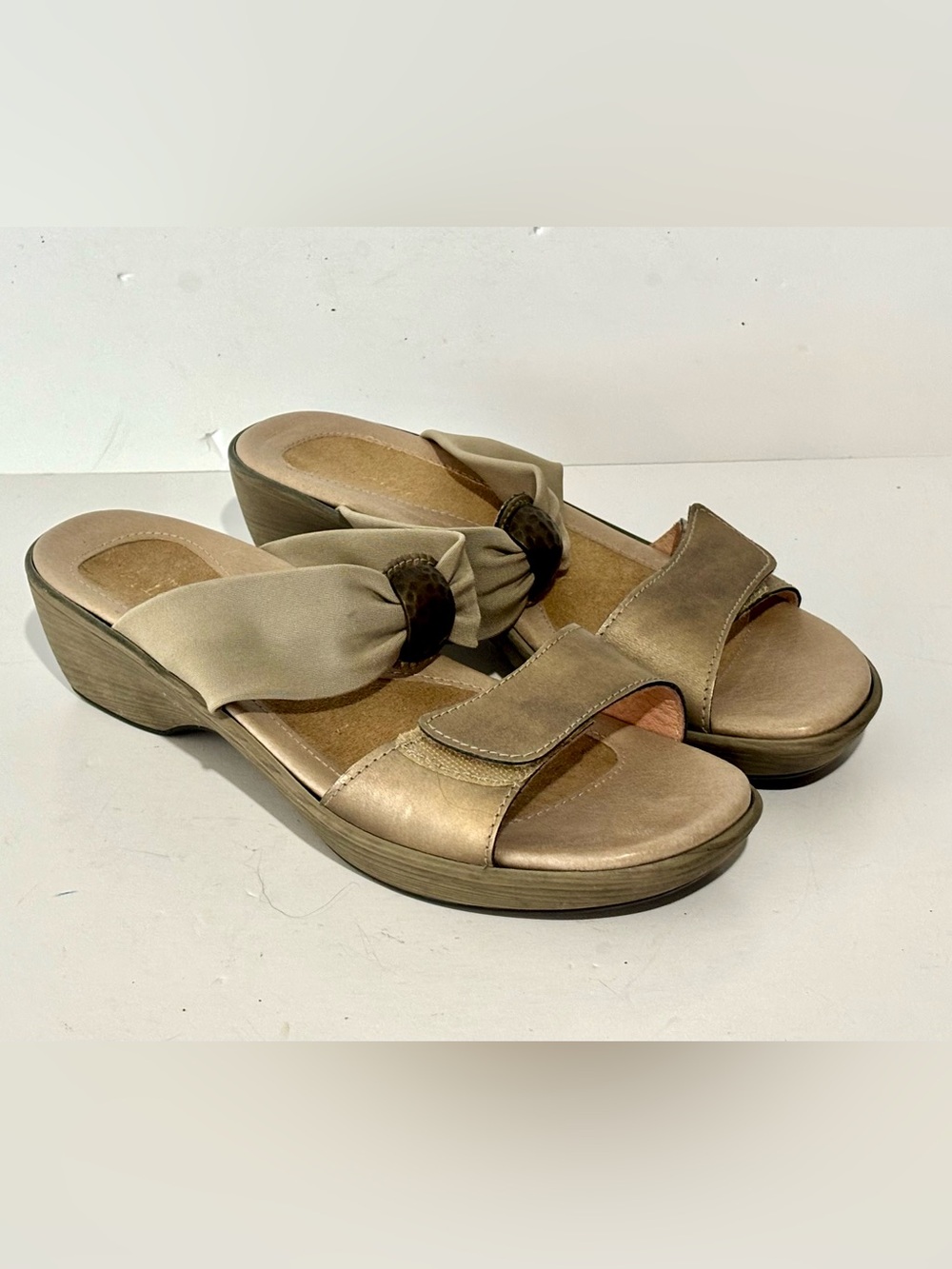Naot Double Strap Slip On Wedge Sandel Leather Size 8.5